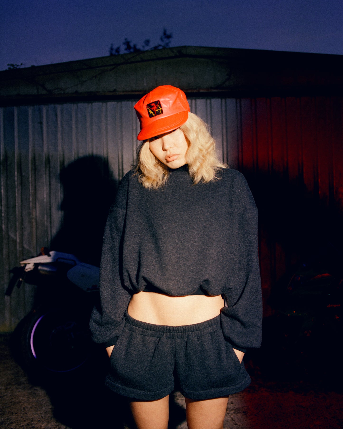 V2 0525 / Moto Wool Crewneck