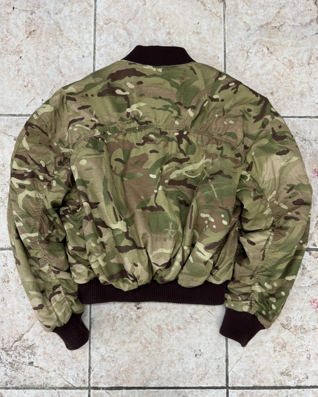 V1 0125 / Bouclier Camo Bomber